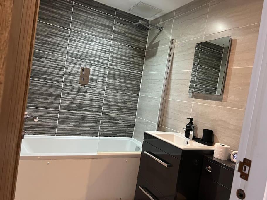 Mathew Street 1 Bed Apt Sleeps 6 ليفربول المظهر الخارجي الصورة